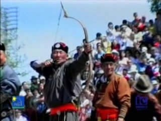  蒙古:  
 
 Naadam festival